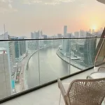 Premium 2Br Apt Burj Khalifa View Pool Access